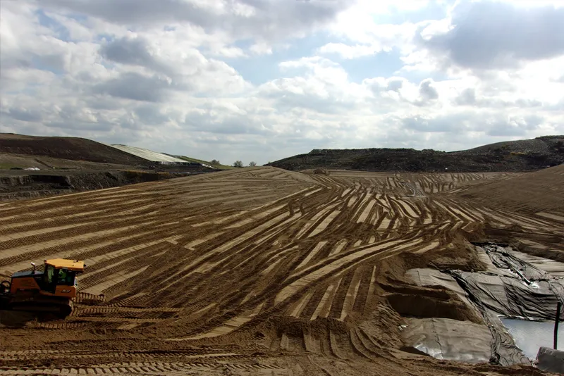 BNV Earthmoving Landfill Excavation 4